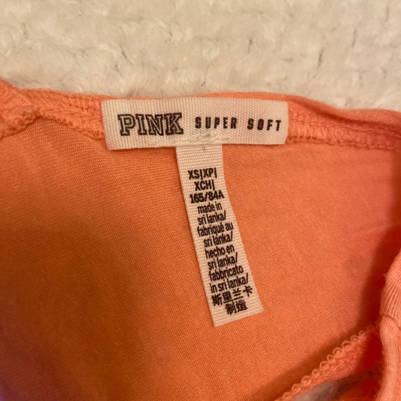 Pink Tanktop - Picture 3 of 3